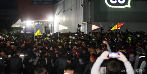 "CU 운송기사 중 화물연대 7%"...불법 파업에 본사·가맹점주 하루 수억원 손실