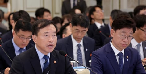 "VPN 뚫으면 그만인데…" 정부 청소년 SNS 규제에 IT 업계 "실효성 우려"