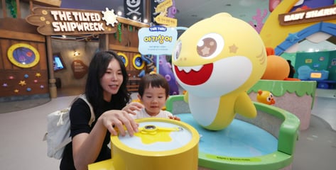 우리 아이 첫 AI 체험, 아기상어와 함께…"쉽고, 재미있고, 특별해"
