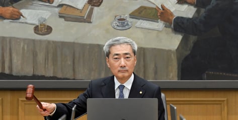 1년9개월만에 '기준금리 3% 시대'…한은, 물가 우려에 '백투백' 인상
