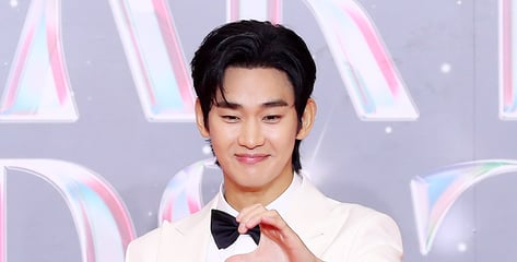 '의혹 해방' 김수현, 18개월만 국내활동 복귀
