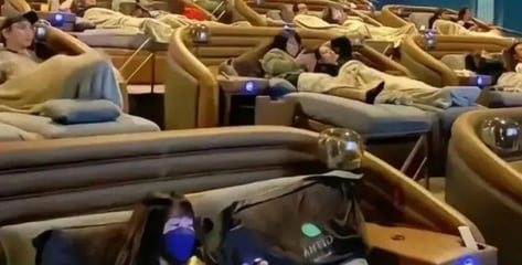 "월 8000원에 영화관 낮잠" 커피도 공짜...직장인 몰려갔다