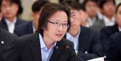 [단독]쿠팡 해법 모색하나…주병기 위원장, 다음주 미국행
