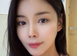"노래 못할 줄 알았다"…조정민, 갑상샘암 수술 후 근황