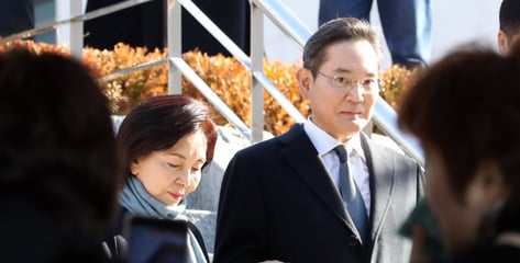 이재용, 홍라희 삼성전자 주식 2.6조 증여받아..보유지분 1.75%로