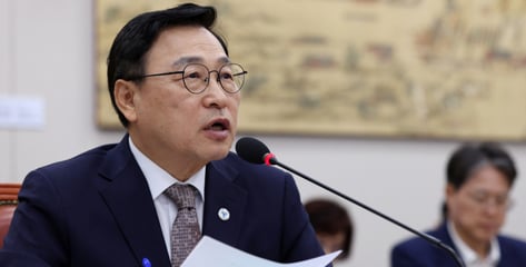 교육교부금 개편 놓고 격돌…"내후년 서울교육 적자"vs"논리 오류"
