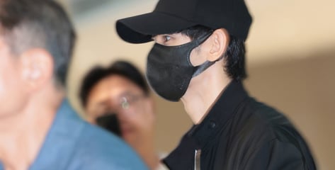 김수현 영상 30개 그대로..."유튜브에 '가세연' 통째 폐쇄 요청"