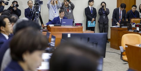 5만명 넘는 '반대' 청원에....李대통령, '의무공개매수제' 공개토론 띄웠다