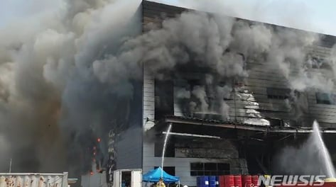화재 위험 '6차례 경고' 무시...38명 목숨 잃었는데 "무죄"[뉴스속오늘]