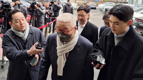 '중처법 1호' 삼표그룹 정도원 회장 무죄..."경영책임자로 보기 힘들어"