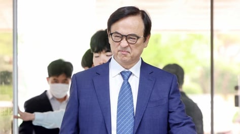 '삼성전자 기밀유출' 안승호 전 IP센터장 1심 징역3년