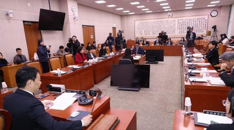 "과잉 입법" vs "예외 충분"…여야 '자사주 소각' 상법개정 공방