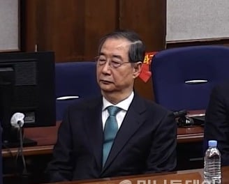 한덕수 내란 혐의 2심 첫 공판…"깊은 자괴감·책임 피할 생각 없어"