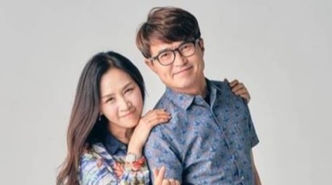 홍서범·조갑경 아들, 아내 임신 중 '여교사와 불륜'…"위자료 배상"