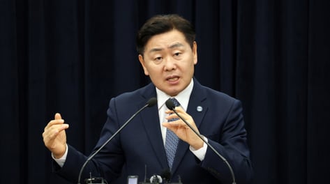 與, 김관영 만장일치 제명..."금품제공 인정, 68만원보다 액수커"