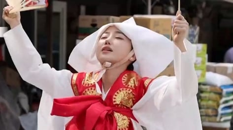 명문대 출신 걸그룹 멤버, 무속인 된 사연…"가족 죽는 꿈 꾸더니" 오열