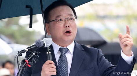 김부겸 "박근혜 전 대통령 찾아봬야…1호 사업 '대구 군공항 이전'"