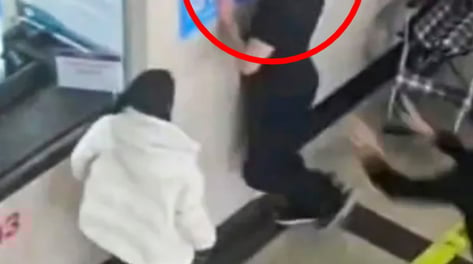 "남자 의사가 은밀한 곳 봤잖아" 이혼 선언…산부인과서 난동 피운 남편