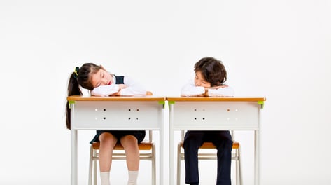 "엄마, 수업 지루해"...교과서만 읽는 담임, 민원 넣겠다는 학부모 '뭇매'