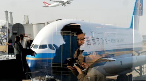 "죄송, 비행기 못 뜹니다" 연휴 앞두고 날벼락…취소 속출하는 중국