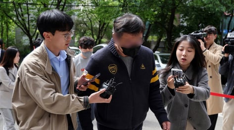 '뇌물·수사무마 의혹' 인플루언서 남편 구속…현직 경찰은 영장 기각