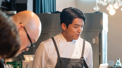 안성재 '모수' "폭로글 모두 사실"…폭로자는 식사 초대 거절