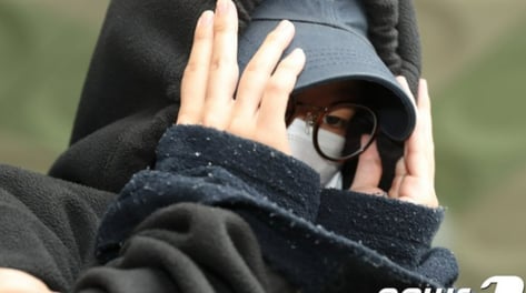 '남혐' 사이트에 남성 동료 나체 찍어 올린 여성 모델...대체 왜 이런 짓을[뉴스속오늘]