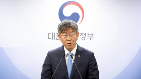 2억 세금, 8억까지 뛸까..."팔아? 말아?" 강남 집주인들 셈법 '복잡'
