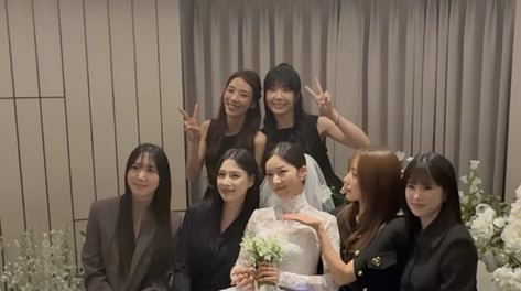 윤보미 결혼식, '에이핑크 탈퇴' 손나은 없었다...결혼식 사진 보니