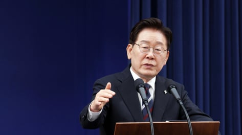 [속보]李대통령 "제가 언제 주가 자화자찬 했나…없는 사실 만들면 되겠느냐"