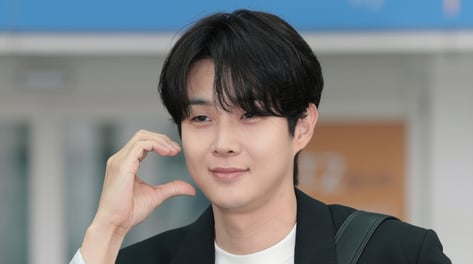 "'흑인' 나 빼고 다른 팬만 사인"…최우식, '흑인패싱' 논란에 입 열었다