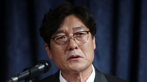전국민 분통 터지는데 웃음이 나오나...'홍명보 선임' 이임생 근황