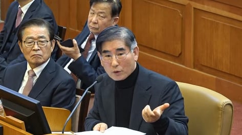 김용현 "항소 7일 이내 제출은 짧아"…헌재에 효력정지 가처분도 신청