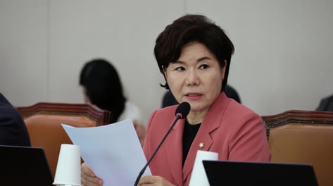 경찰, 국민의힘 조은희 불구속 송치…"명태균에 무상 여론조사 받아"