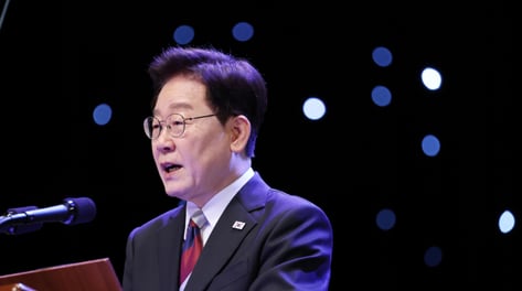 李 대통령, 광복절 맞아 "남북 마주 앉길…종전 위한 논의 시작하자"