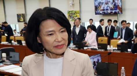 징계하자니 강성층, 감싸자니 5·18…국민의힘 '이진숙 딜레마'