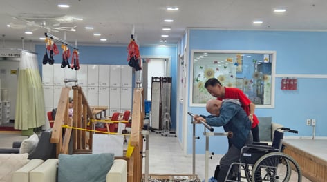 검사부터 입소까지 '번호표'…치매환자 100만 시대 "갈 곳이 없다"