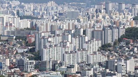 서울 아파트값 최장 상승, 언제까지…금리가 최대 변수