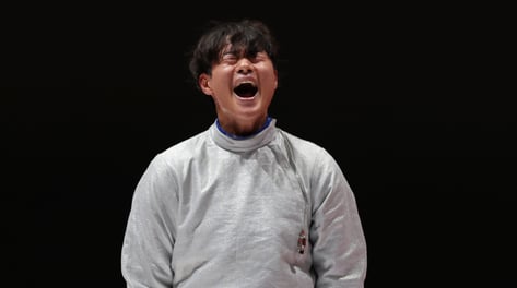 오상욱이 만든 대역전극…펜싱 남자 사브르, 일본 꺾고 '4연속 金'
