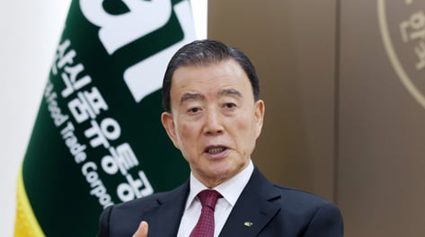 [농담] 지난 정부 임명 홍문표 aT 사장 전격 해임…왜 해임까지 갔나