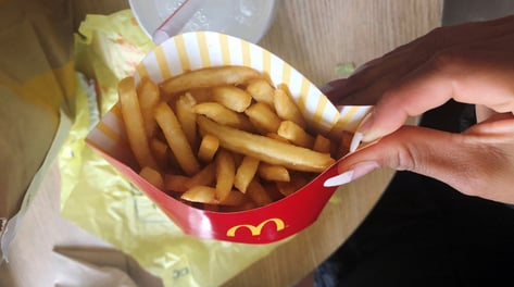 빅맥·스벅도 차갑게 식었다…美 대표 소비주 부진의 늪 빠진 이유