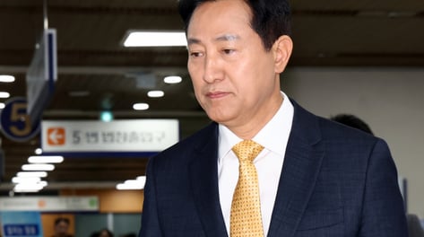 시장직 걸린 오세훈…특검, '여론조사비 대납' 2심 징역 1년6개월 구형