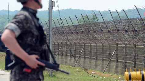 북한이 미사일 쏘고 DMZ 지뢰 터져도...전방 군단 '빈총 경계'