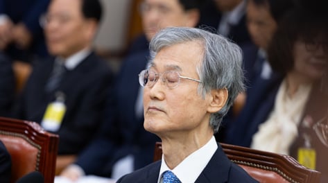 조희대 "카드 본 적 없고 술도 안 마신다"…업무추진비 논란에 시정 약속