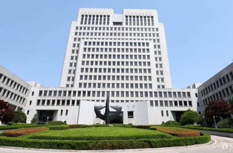 신분증 '사본'으로 9000만원 뜯은 보이스피싱범…비대면 대출 유효할까 썸네일