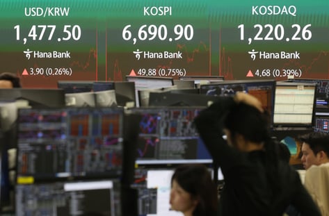 "오늘은 빠지겠지?" 하락 출발하더니 반전…코스피 최고치 또 찍었다