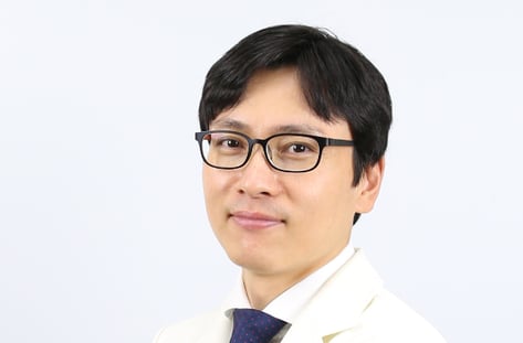 에어컨 켜고 잤더니 아침마다 허리가 '뻣뻣'…문제는 냉방 아닌 '이것' 썸네일