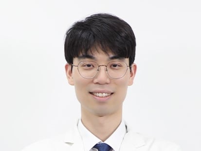 "요즘 날씨, 산책하기 딱인데…" 걸을수록 커지는 '발의 비명' 썸네일