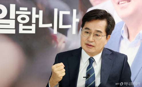 [인터뷰]김동연 "유승민 등판? 민주당 본선 경쟁력 중요…바로 나"