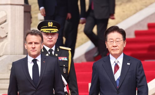 이재명 대통령 지지율 67%로 다시 최고치...민주 48%·국힘 18%